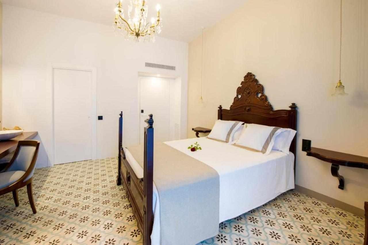 Bolet Casa Modernista Bed & Breakfast Castellvi de la Marca Exterior foto