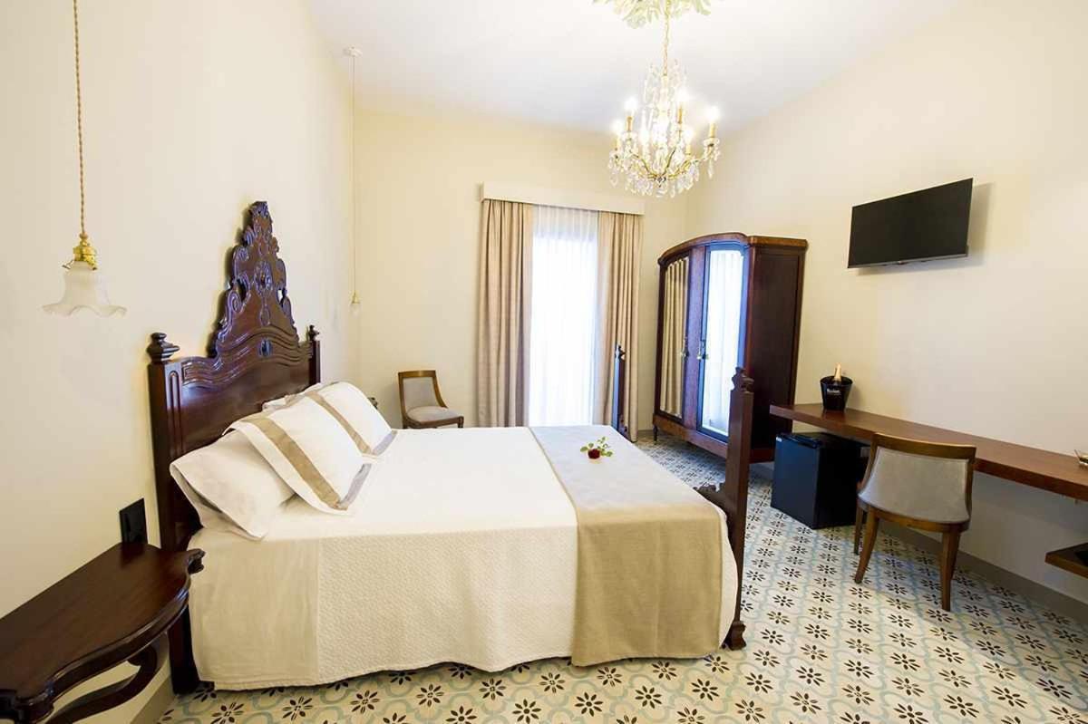 Bolet Casa Modernista Bed & Breakfast Castellvi de la Marca Exterior foto
