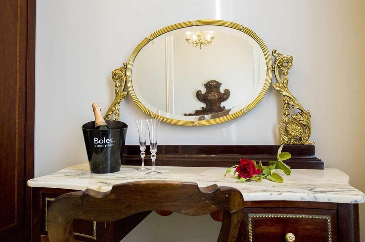 Bolet Casa Modernista Bed & Breakfast Castellvi de la Marca Cameră foto