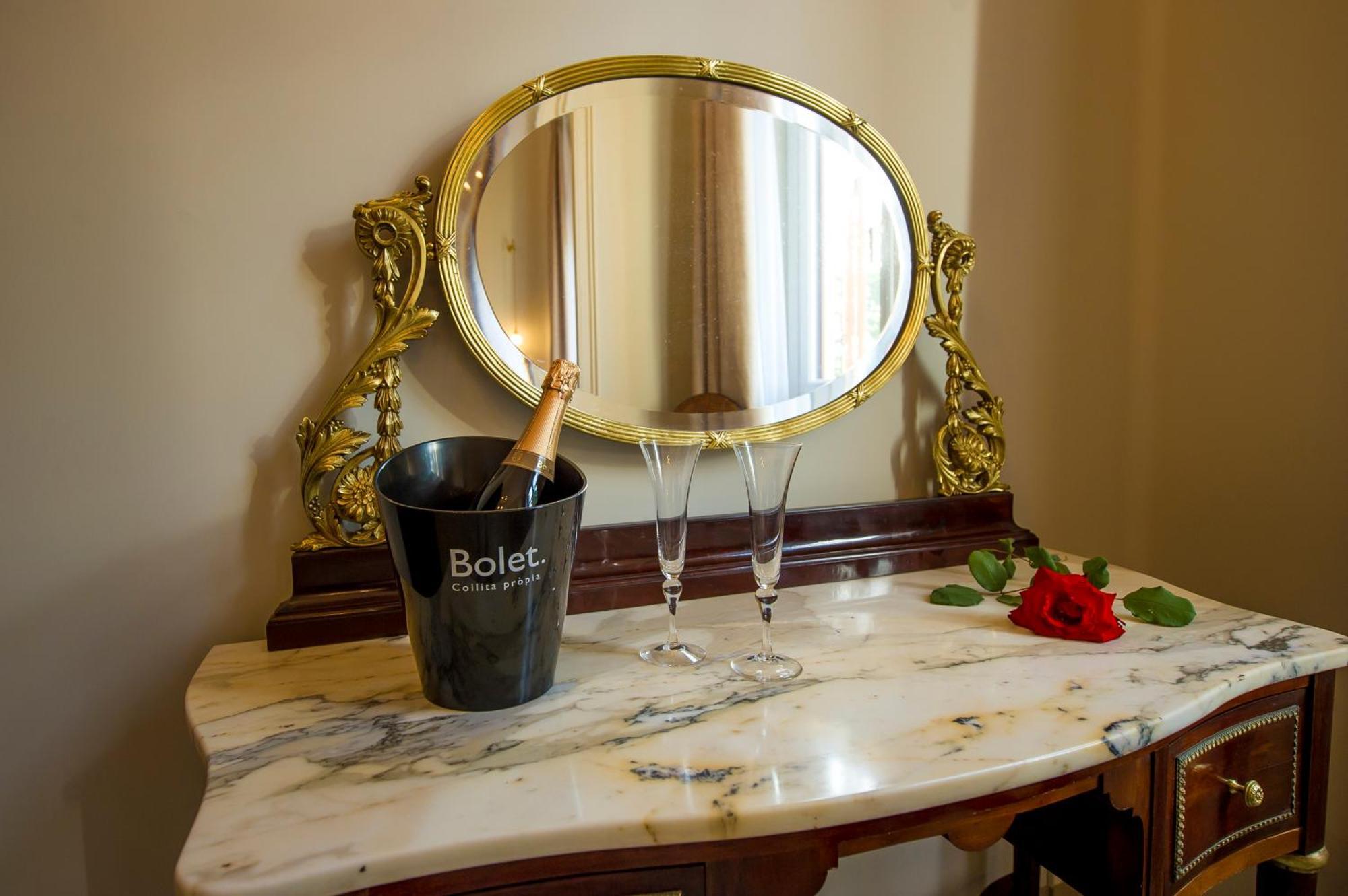 Bolet Casa Modernista Bed & Breakfast Castellvi de la Marca Exterior foto