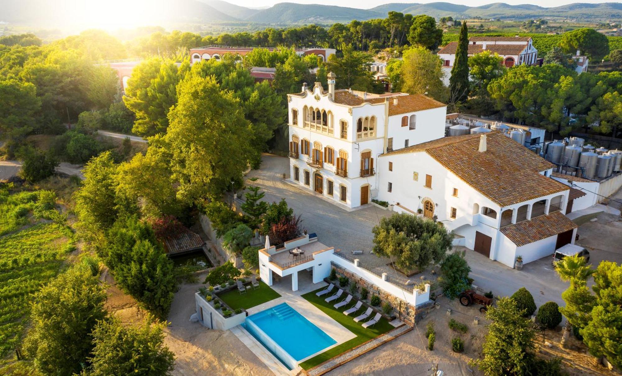 Bolet Casa Modernista Bed & Breakfast Castellvi de la Marca Exterior foto